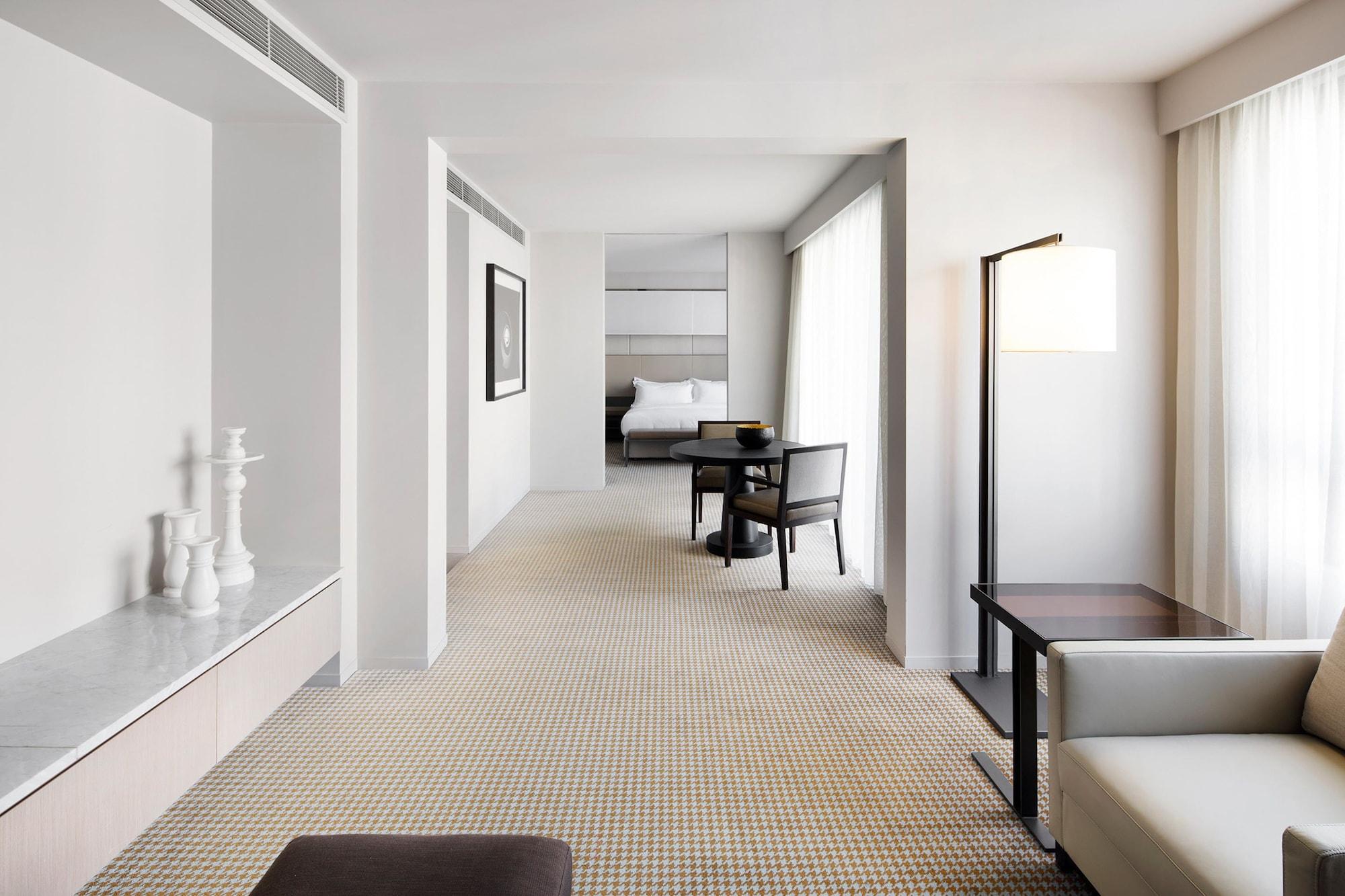 Hotel Realm Canberra Zewnętrze zdjęcie A suite at The Standard East Village