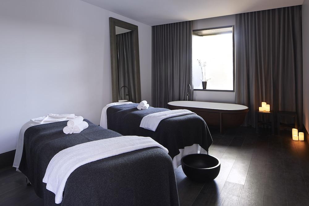 Hotel Realm Canberra Zewnętrze zdjęcie The spa at The Standard East Village