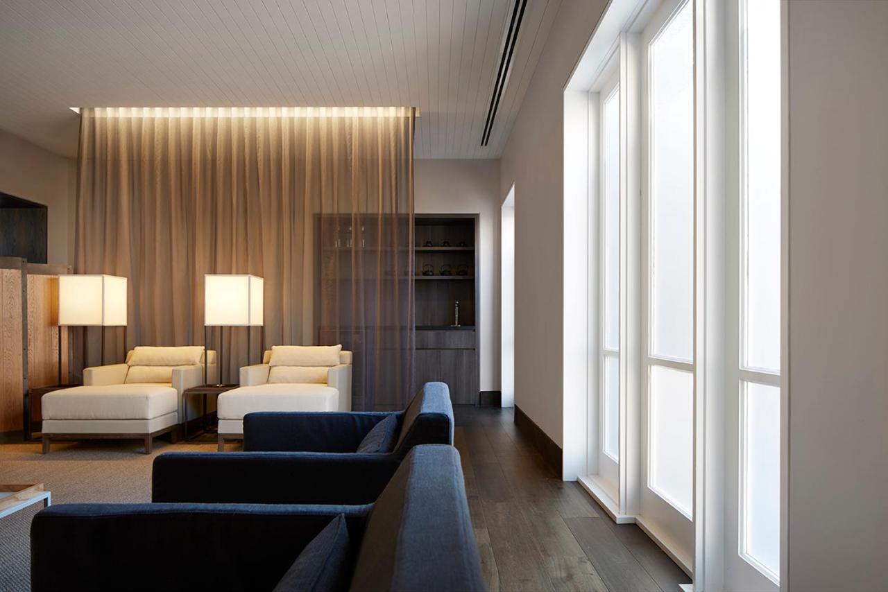Hotel Realm Canberra Zewnętrze zdjęcie The interior of the 100 East 53rd Street penthouse